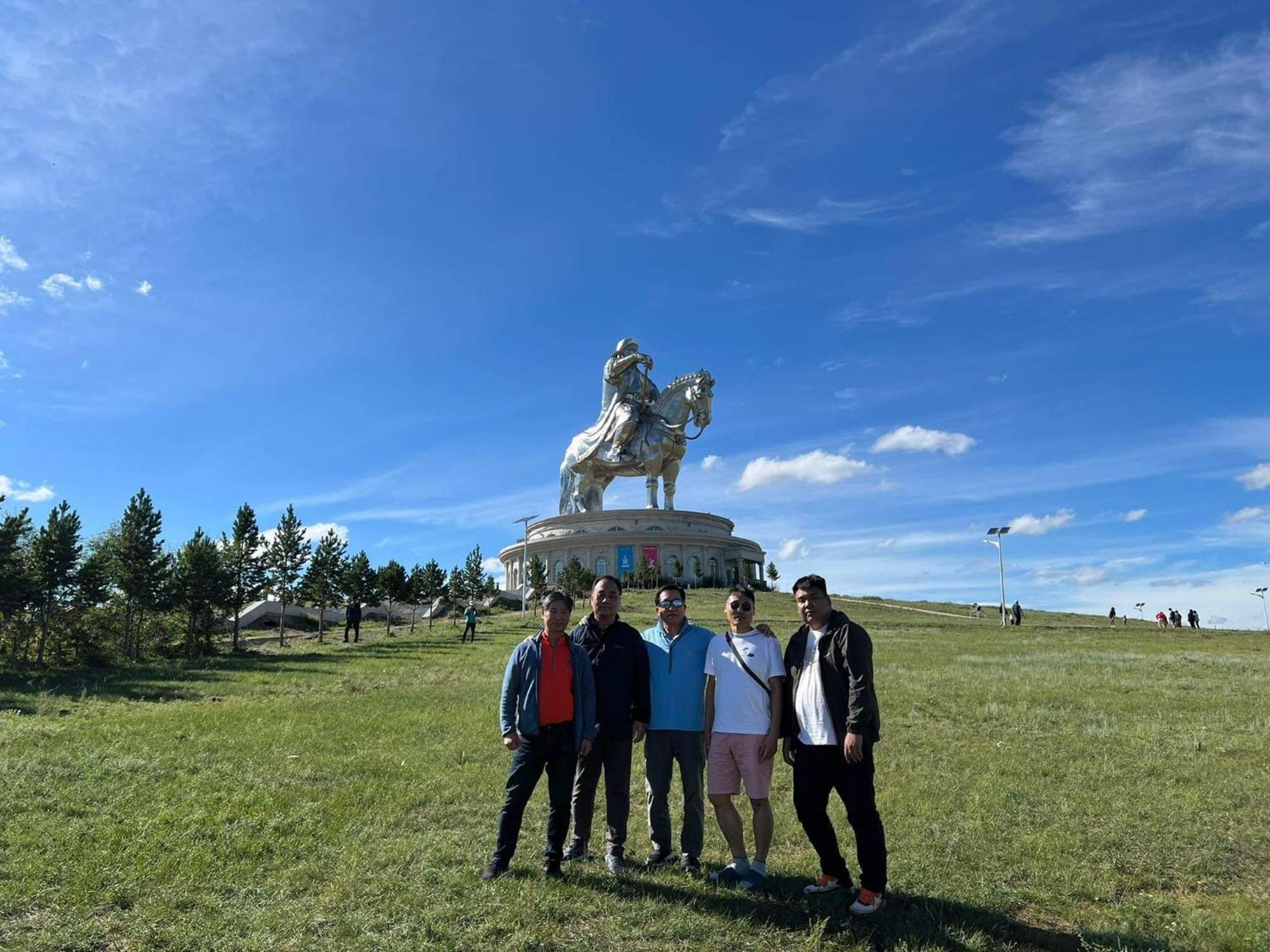 Camel Track Guesthouse And Tour Operator Llc Ulaanbaatar Exterior photo